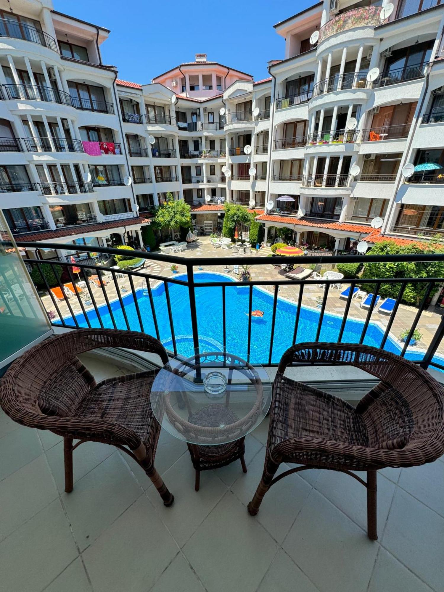 Dkapartments Chateau Valon Sunny Beach Exterior foto